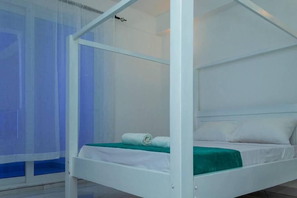 Angani Apartment, Ac Installed, Ocean View & Rooftop Pool *