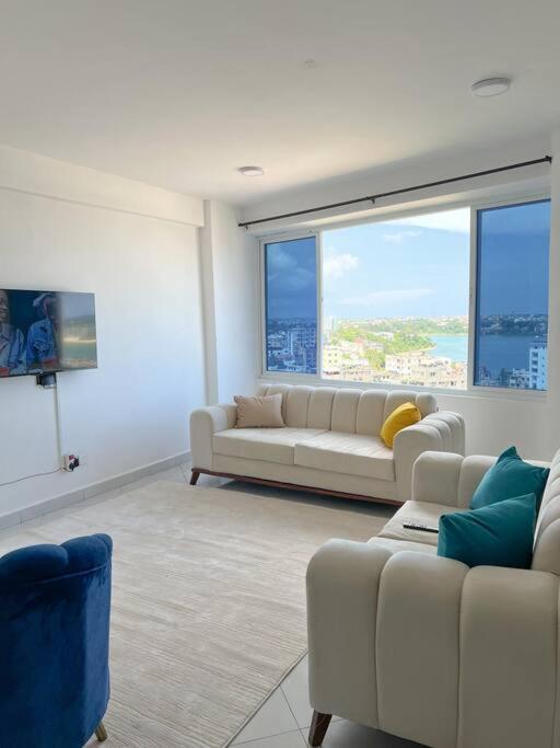 Angani Apartment, Ac Installed, Ocean View & Rooftop Pool Apartament