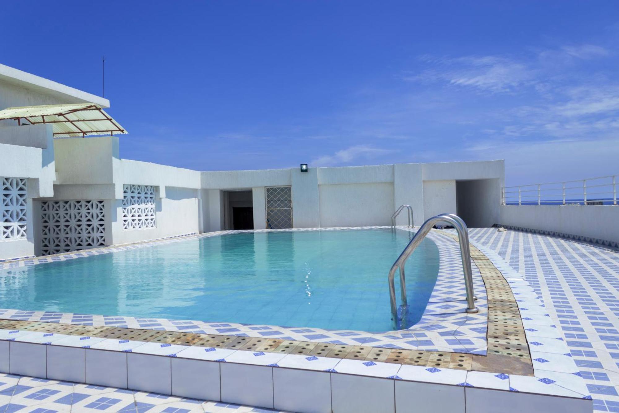 Angani Apartment, Ac Installed, Ocean View & Rooftop Pool *