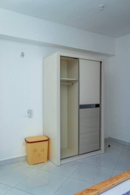 Angani Apartment, Ac Installed, Ocean View & Rooftop Pool *
